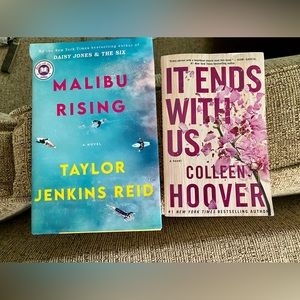 2 Books, It Ends With Us and Malibu Rising